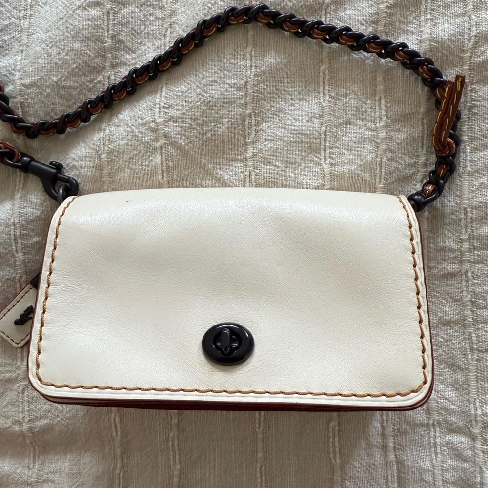 Coach Dinkier small crossbody bag - Picture 2 of 6